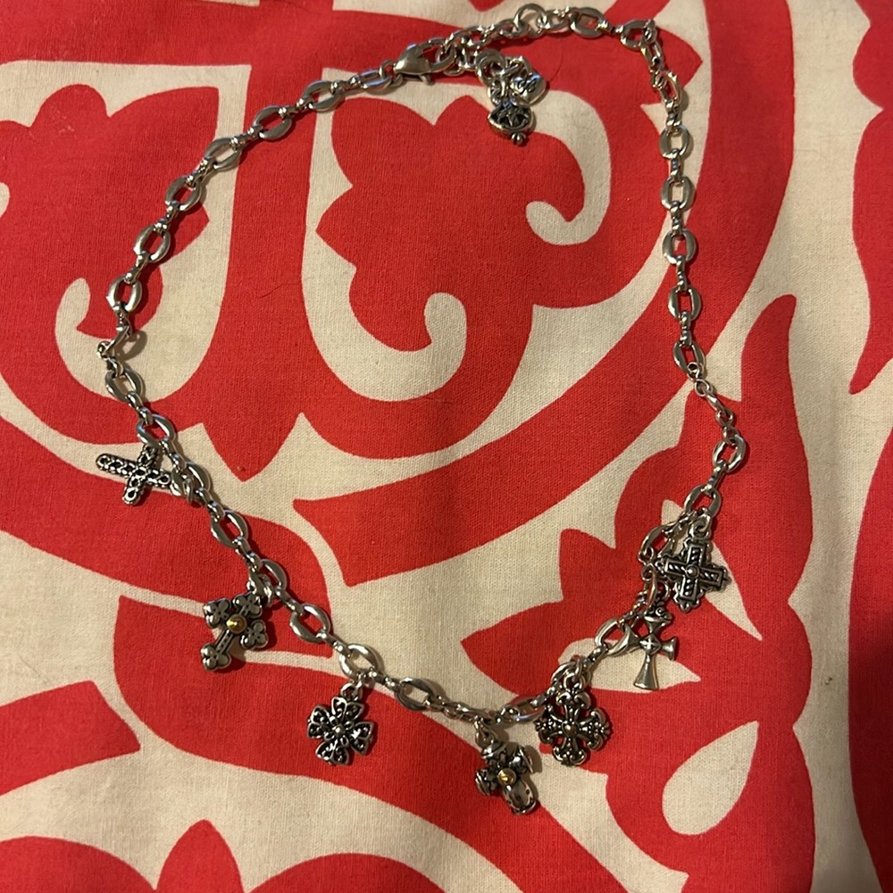 Cross charm necklace